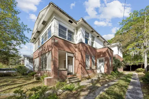 Jacksonville Quadplex in Historic District