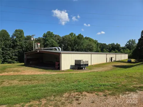 Warehouse with Loading Docks