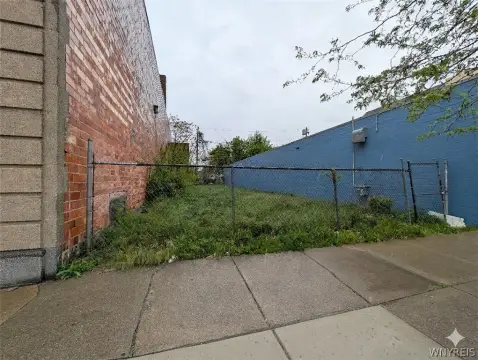 Fenced Commercial Land