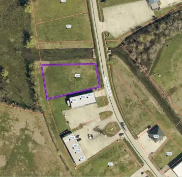 Commercial Land with Public Utilities
