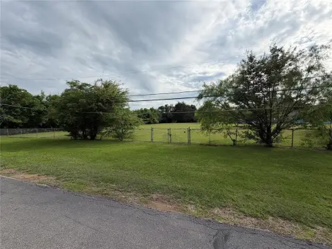 Dallas Land Ready For Development