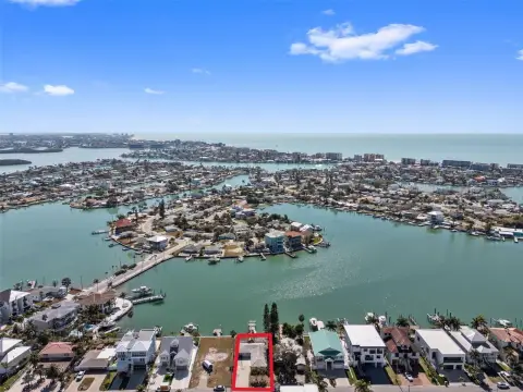 Waterfront Lot in Madeira Beach