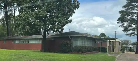 Shreveport Office Building on Line