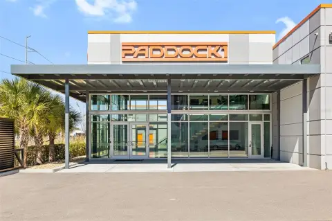 Premium Garage Condo in Tampa