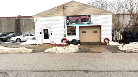 Erie Auto Shop For Sale