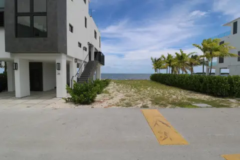Key Largo Oceanfront Vacant Land