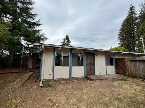 Single-Level Duplex with Yards