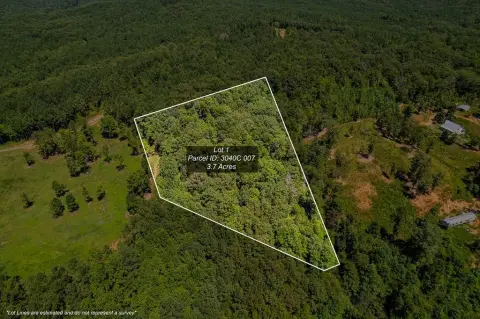 Private Lot Near Carter's Lake