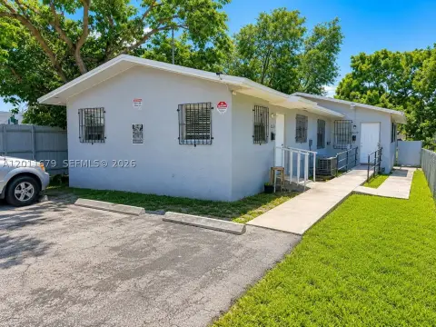 Duplex with Driveway Parking