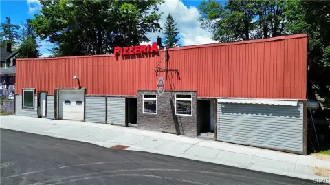 Restaurant Building with Separate Parking