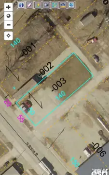 Level Commercial Land