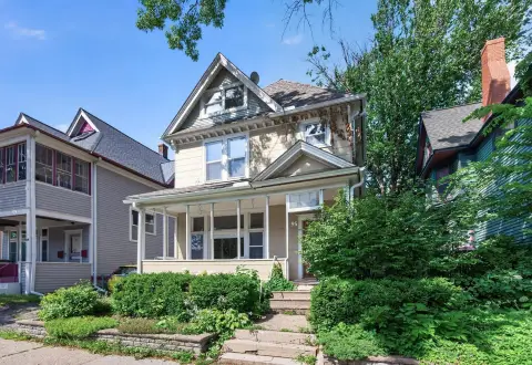 Up/Down Duplex Income Property