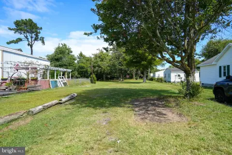Vacant Commercial Land with Road Frontage