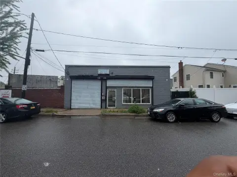 North New Hyde Park Commercial Property