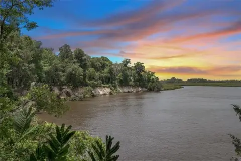 Darien Deepwater Lot For Sale