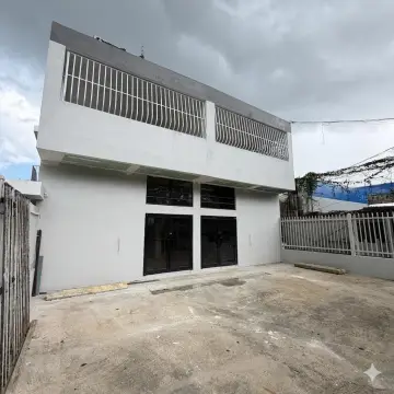 Versatile Commercial Building in Toa Baja