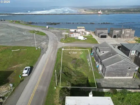 Bandon, OR Ocean/River View Land