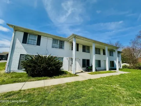 6-Unit Apartment Building
