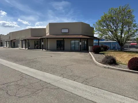Multi-Unit Flex Property