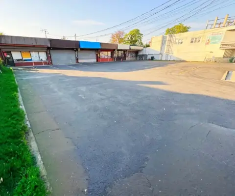 Hylan Boulevard Commercial Space Available