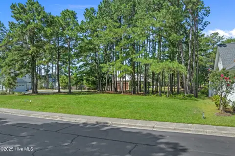 Residential Lot in Devaun Park