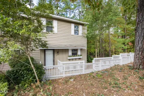 Furnished 3BR Townhome Investment