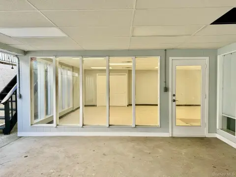 Warehouse Space in Mineola, NY