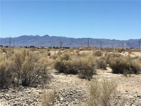 Pahrump Land Near Amenities