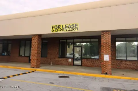 Retail Suite with Private Restroom