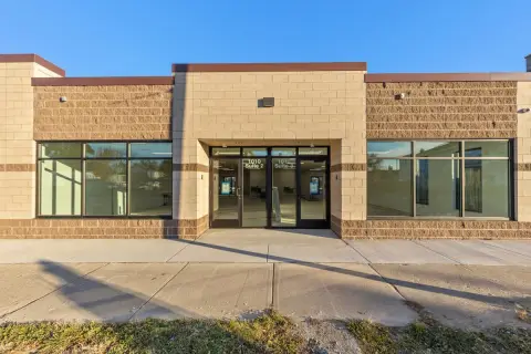 New Storefront Retail Suites