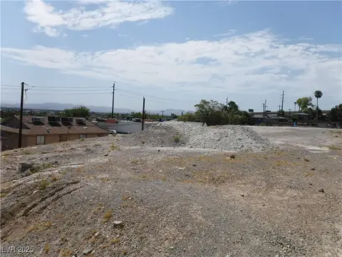 Las Vegas Multi-Family Development Land