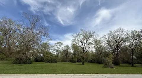 Residential Land in Crestwood, IL