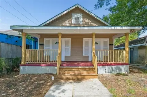 Renovated Multi-Family in Hollygrove