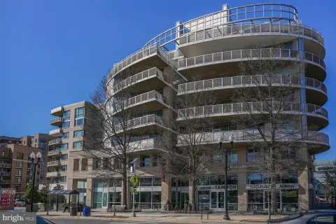 Residential Income Property with Rooftop Deck