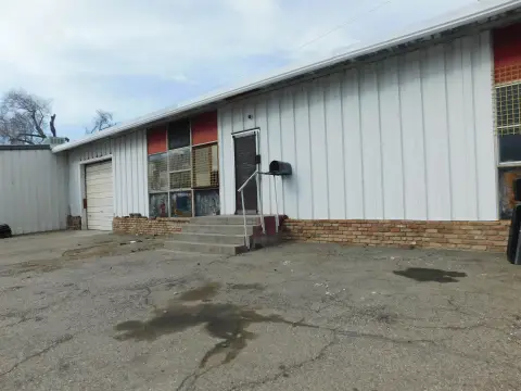 Orchard Mesa Warehouse with Offices