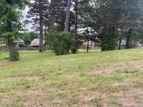 Residential Lot in Quiet Neighborhood