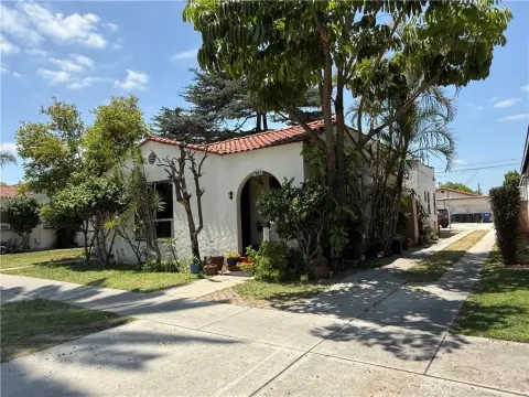 Huntington Park Triplex Opportunity