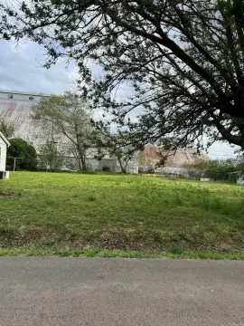 Residential Lot in Kennett, MO