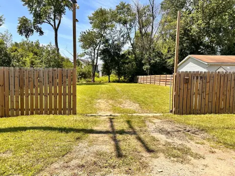 Columbus, OH Corner Lot