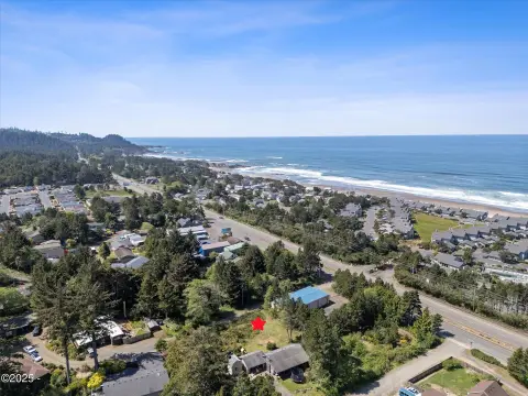 Oversized Lot in Depoe Bay