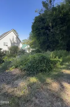 Residential Land in Lincoln City