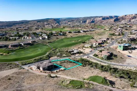 Residential Land in Golf Community