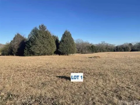 Residential Lot in Private Area
