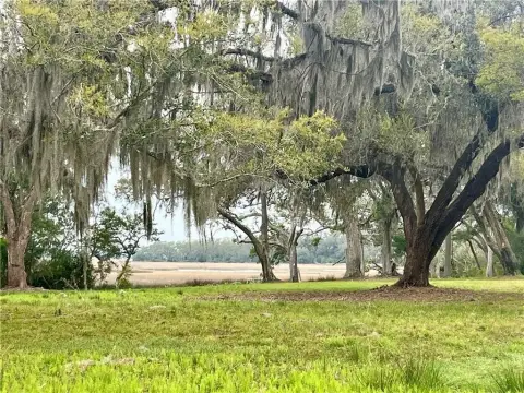 Marsh-Front Homesite in Gated Community