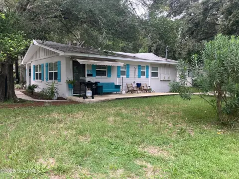 Two-Unit Ranch Duplex