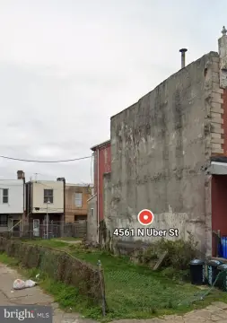 Philadelphia Corner Lot for Sale