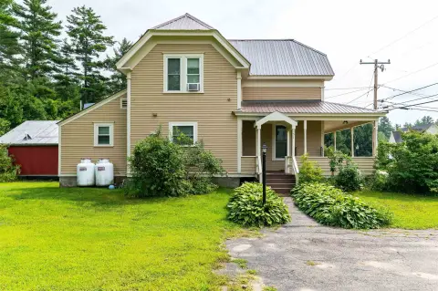 Renovated Farmhouse with Rental Home
