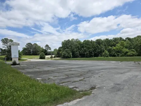 Prime Highway Commercial Land