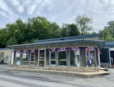 Mixed-Use Property with Restaurant Space