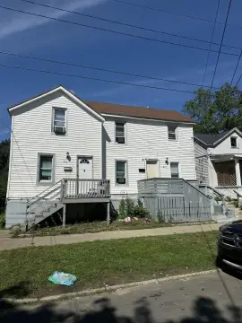 Updated Duplex with Rental Inspection